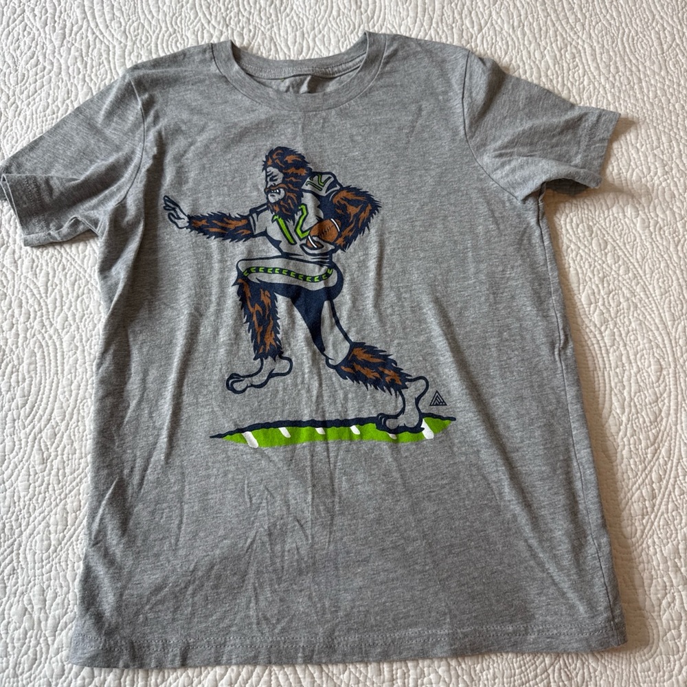 Gray Kids' Graphic Tee with Green Accent